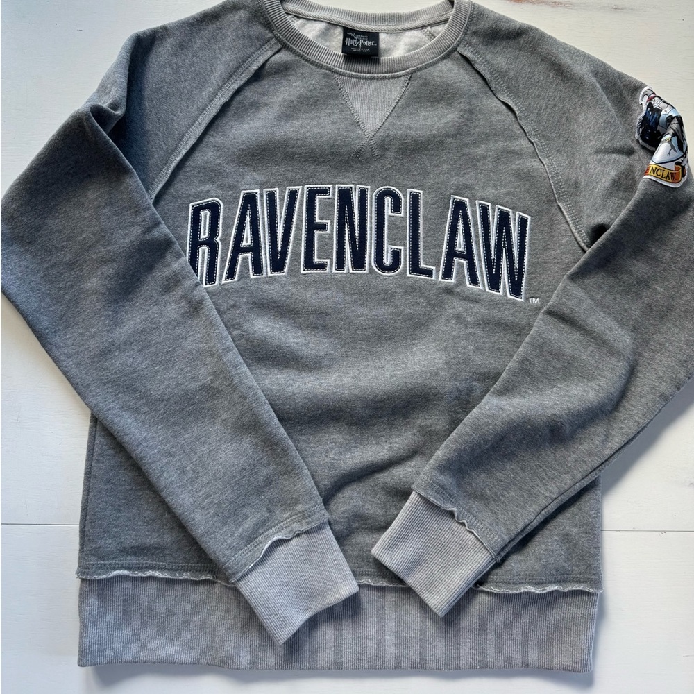 Wizarding World of Harry Potter Ravenclaw Sweatshirt Crewneck XS LIKE NEW
